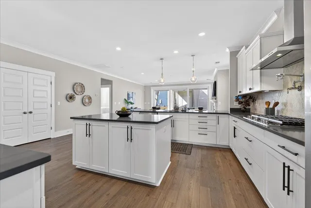 $725,000 | 274 Great Lawn Drive, Summerville, SC 29486