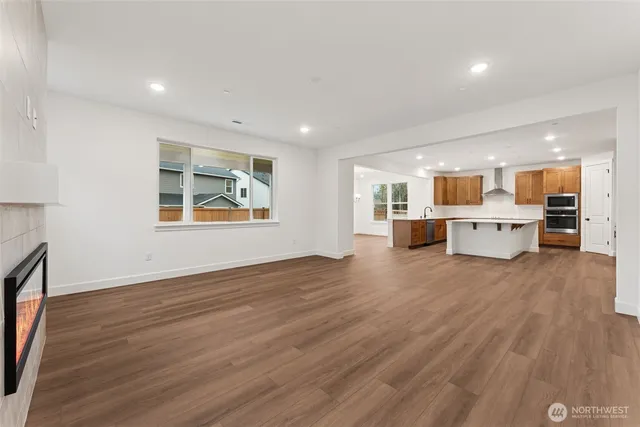 $849,990 | 18023 139th Place East, Unit 18, Puyallup, WA 98374