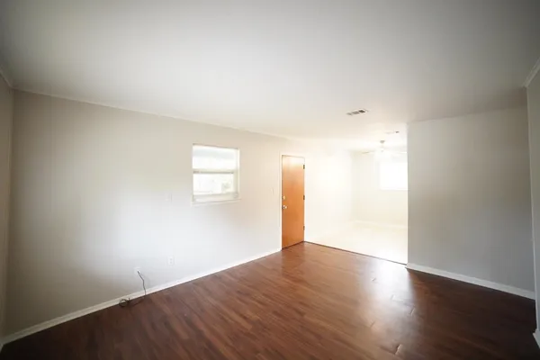 $1,300 | 1329 Blossom Circle, Tallahassee, FL 32305