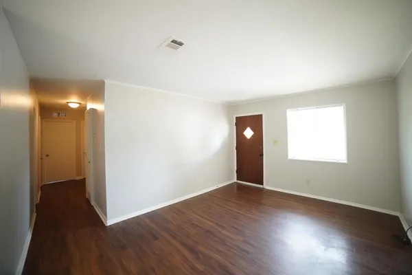 $1,300 | 1329 Blossom Circle, Tallahassee, FL 32305