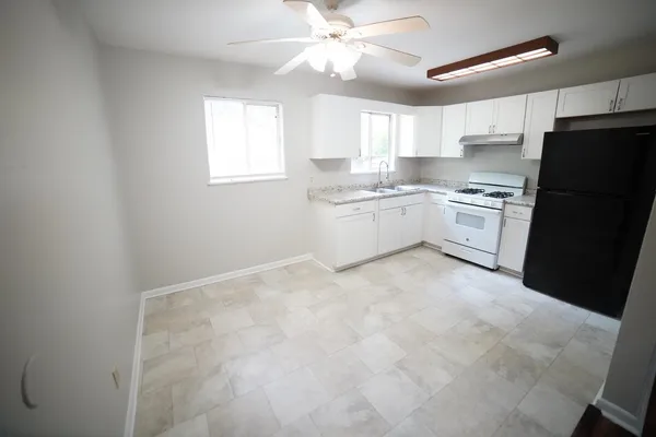 $1,300 | 1329 Blossom Circle, Tallahassee, FL 32305