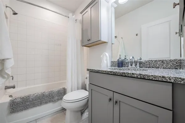 $365,000 | 5607 Hometown Lane, Lithia, FL 33547