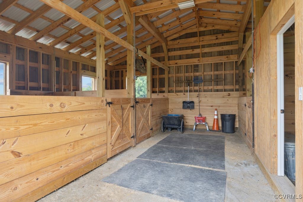 9530 Dabneys Mill Road Manquin, VA 23106 - Photo 25 of 40 View of Horse Barn
