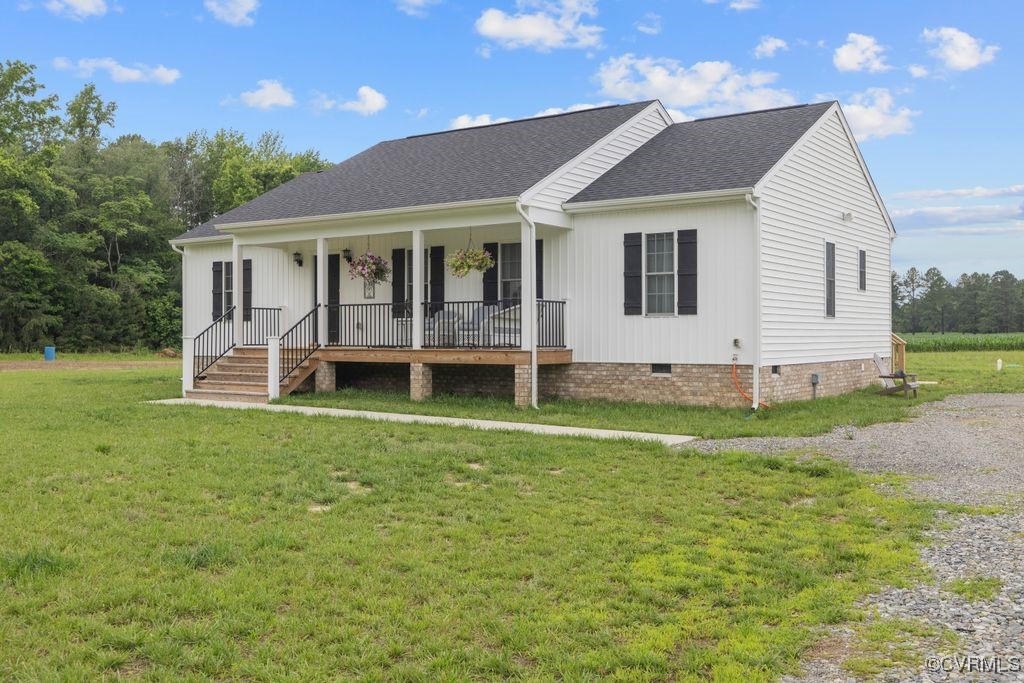 9530 Dabneys Mill Road Manquin, VA 23106 - Photo 3 of 40 View of front of home featuring crawl space, a por