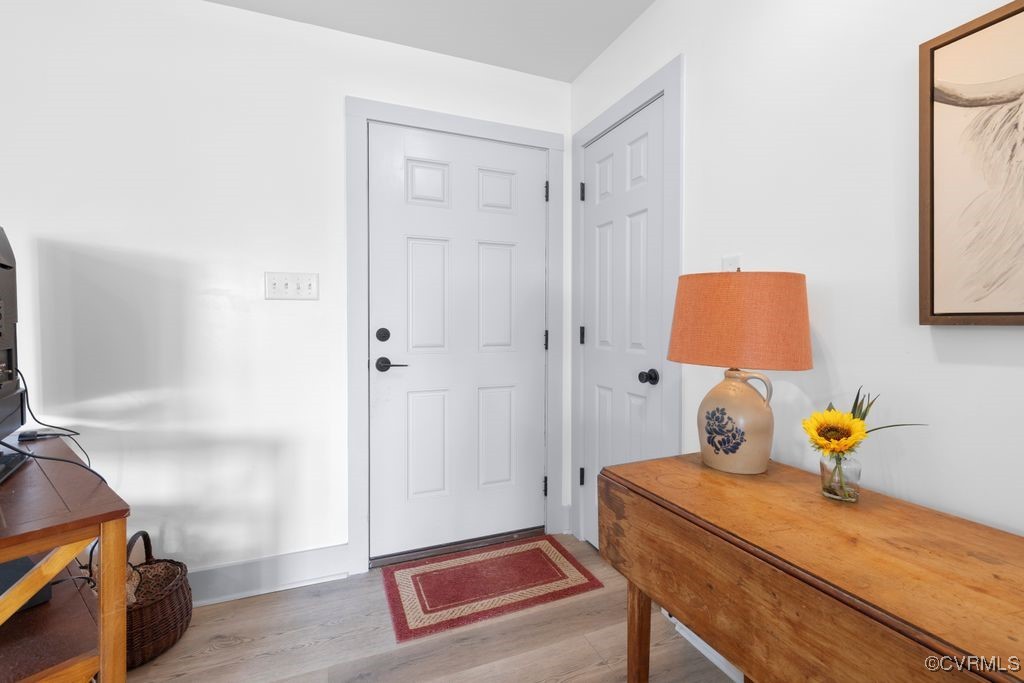 9530 Dabneys Mill Road Manquin, VA 23106 - Photo 7 of 40 Entrance foyer featuring wood finished floors