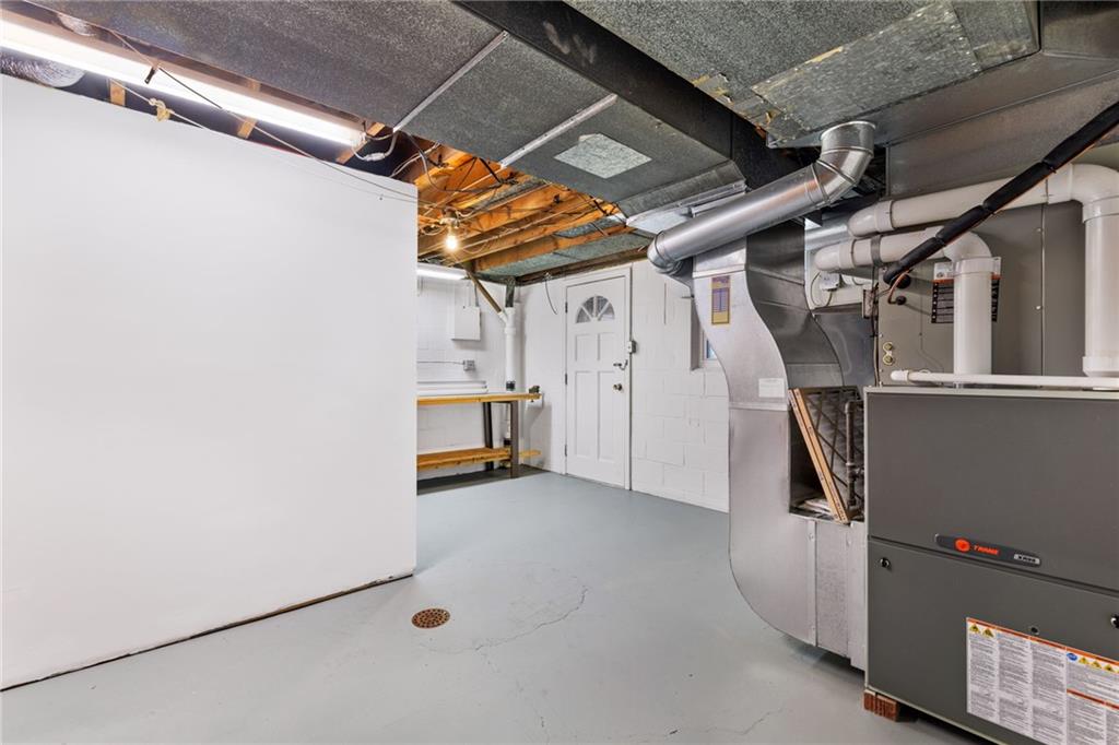 199 Farmington Road Pittsburgh, PA 15215 - Photo 33 of 46 a view of small space