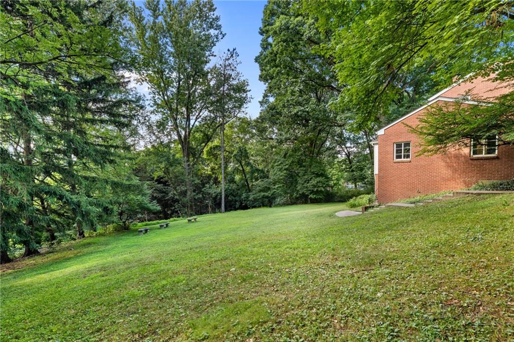 199 Farmington Road Pittsburgh, PA 15215 - Photo 39 of 46 a view of a backyard with a garden