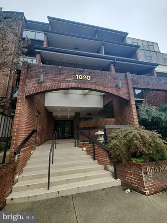 $2,400 | 1020 North Stafford Street, Unit 309, Arlington, VA 22203