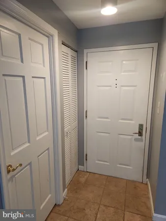 $2,400 | 1020 North Stafford Street, Unit 309, Arlington, VA 22203