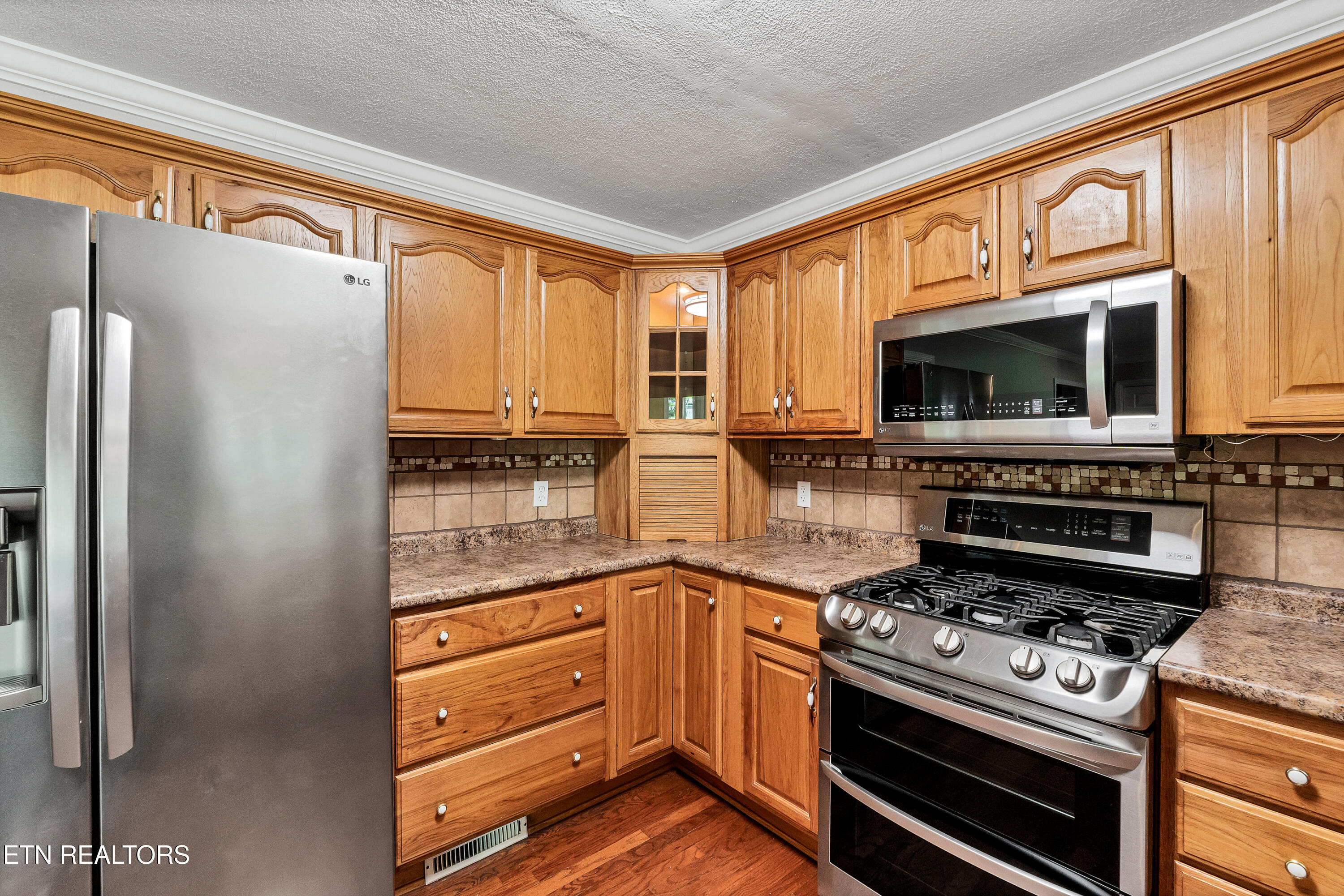 202 Candora Road Maryville, TN 37804 - Photo 9 of 47 DSC03098