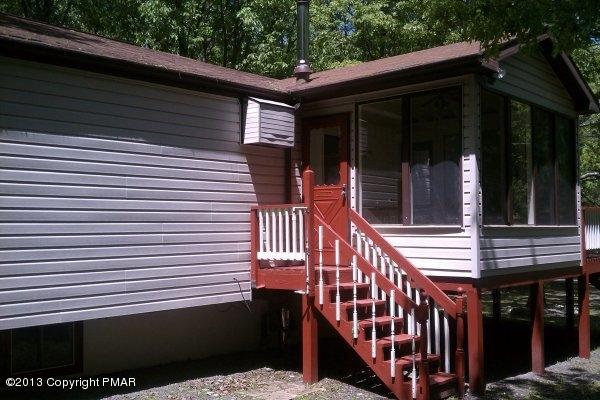 85 Huffman Circle Bushkill, PA 18324 - Photo 19 of 20 Porch