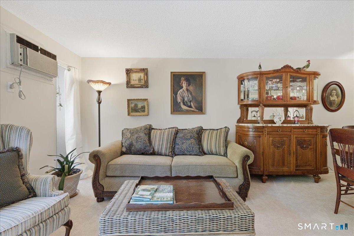 592 Shennecossett Road, Unit D86 Groton, CT 06340 - Photo 5 of 32