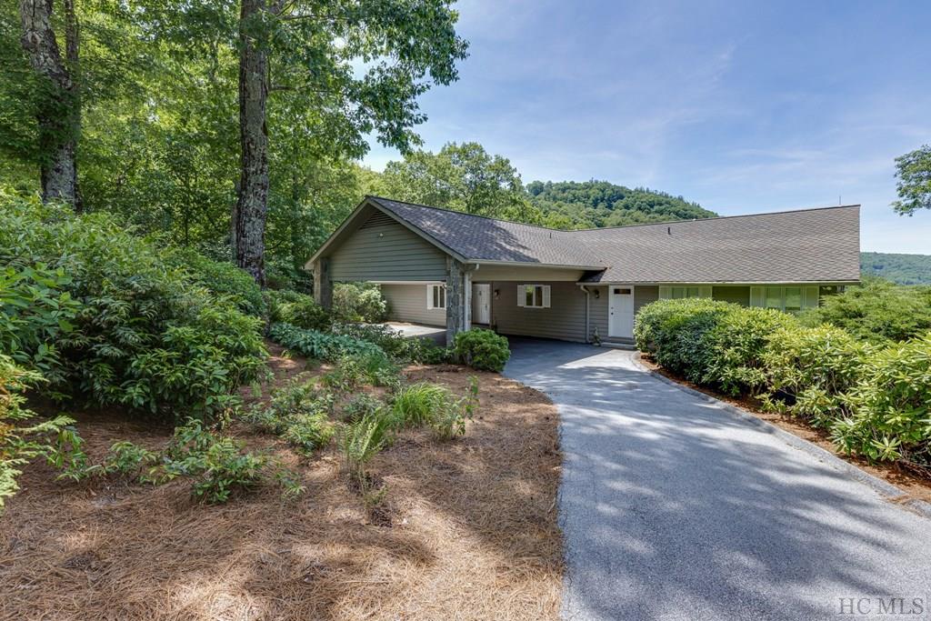 291 Hill Road Highlands, NC 28741 - Photo 2 of 31 Gallery Image 2