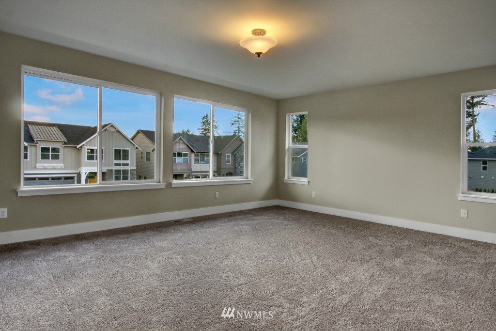 5130 Northeast 2nd Place Renton, WA 98059 - Photo 12 of 16 Gallery Image 12