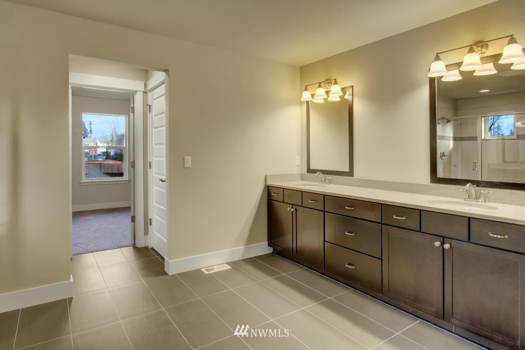 5130 Northeast 2nd Place Renton, WA 98059 - Photo 14 of 16 Gallery Image 14