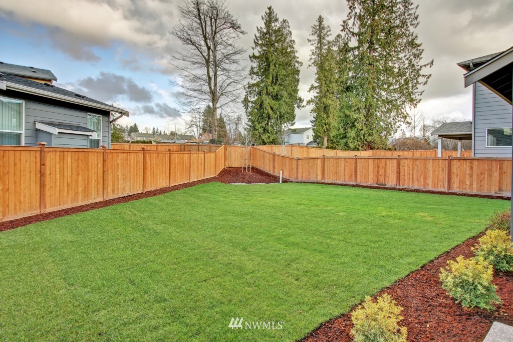 5130 Northeast 2nd Place Renton, WA 98059 - Photo 15 of 16 Gallery Image 15
