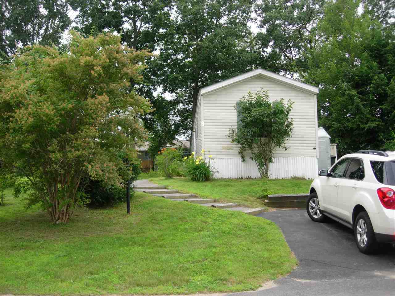 6 Easter Lane Rochester, NH 03867 - Photo 2 of 11