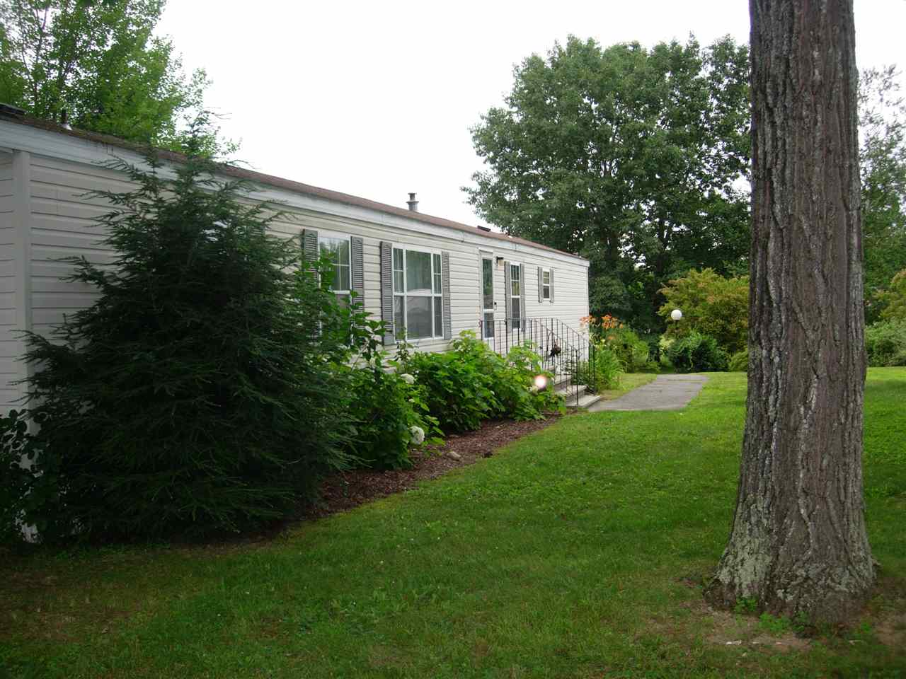6 Easter Lane Rochester, NH 03867 - Photo 3 of 11