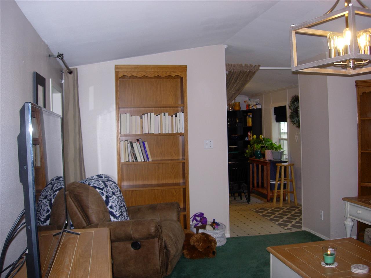 6 Easter Lane Rochester, NH 03867 - Photo 8 of 11