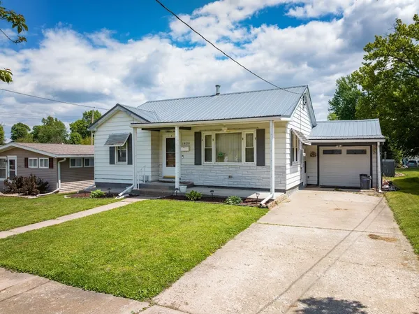 $159,900 | 1430 North 20th Street, Quincy, IL 62301