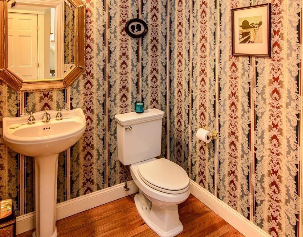8 Gable Ridge Road Westborough, MA 01581 - Photo 8 of 30 Gallery Image 8