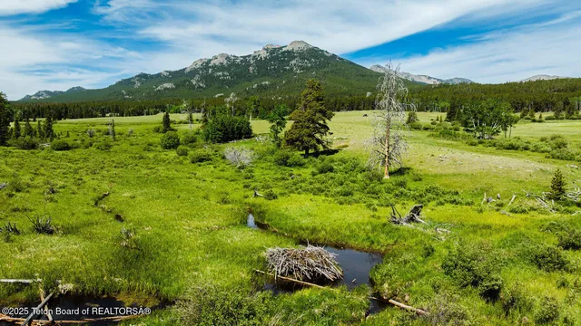 $5,750,000 | Hazelton Peak Ranch, Buffalo, WY 82834