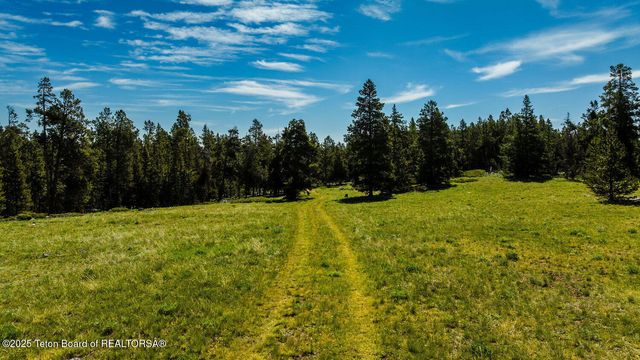 $5,750,000 | Hazelton Peak Ranch, Buffalo, WY 82834