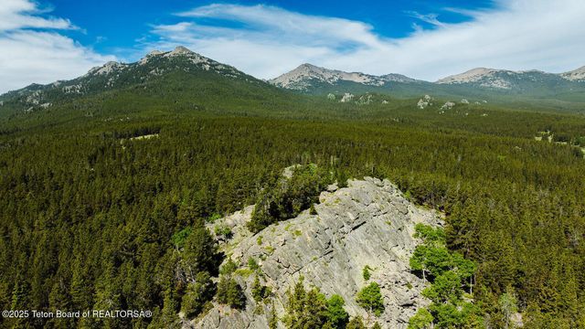 $5,750,000 | Hazelton Peak Ranch, Buffalo, WY 82834