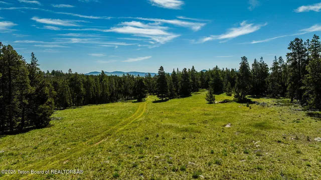 $5,750,000 | Hazelton Peak Ranch, Buffalo, WY 82834
