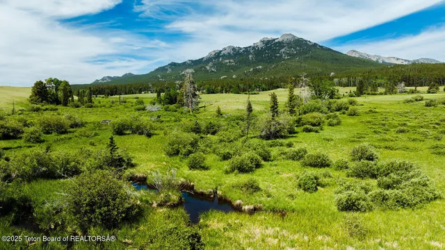 $5,750,000 | Hazelton Peak Ranch, Buffalo, WY 82834