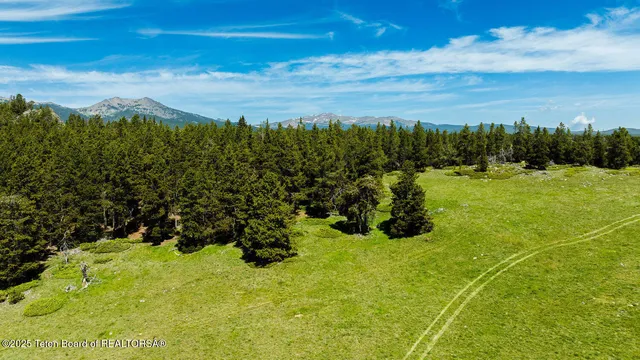 $5,750,000 | Hazelton Peak Ranch, Buffalo, WY 82834