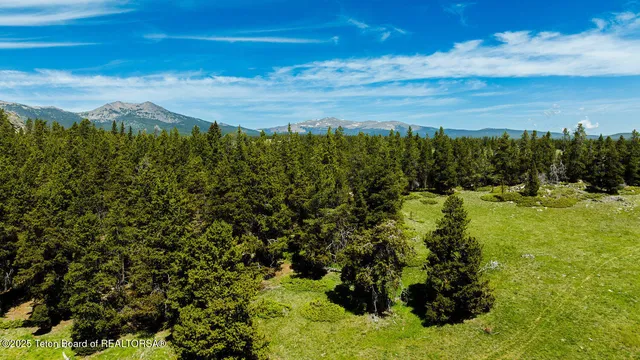 $5,750,000 | Hazelton Peak Ranch, Buffalo, WY 82834