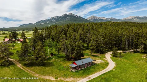 $5,750,000 | Hazelton Peak Ranch, Buffalo, WY 82834