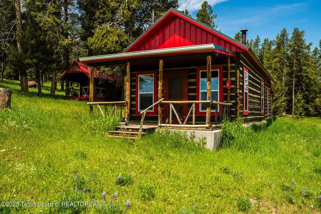 $5,750,000 | Hazelton Peak Ranch, Buffalo, WY 82834