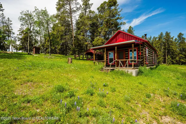 $5,750,000 | Hazelton Peak Ranch, Buffalo, WY 82834