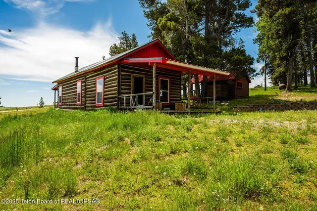 $5,750,000 | Hazelton Peak Ranch, Buffalo, WY 82834