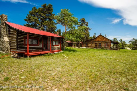 $5,750,000 | Hazelton Peak Ranch, Buffalo, WY 82834