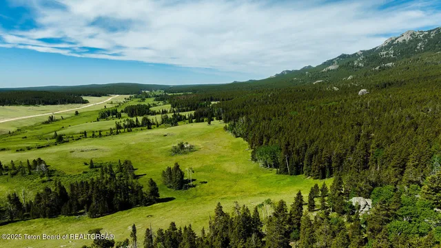 $5,750,000 | Hazelton Peak Ranch, Buffalo, WY 82834