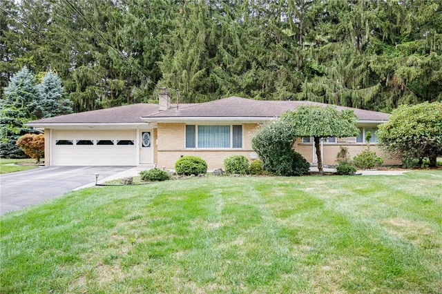 $365,000 | 629 Lake Road, Webster, NY 14580