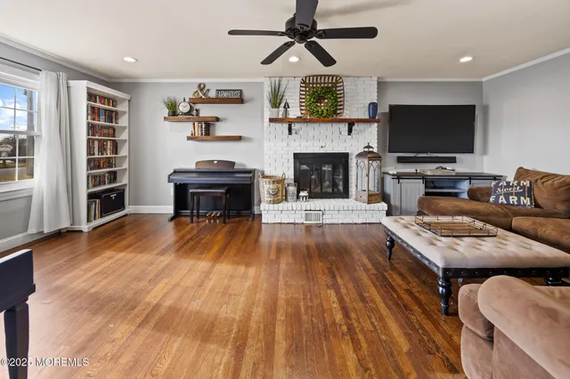 $495,000 | 802 East Hickory Drive, Lanoka Harbor, NJ 08734