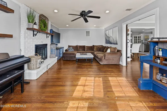 $495,000 | 802 East Hickory Drive, Lanoka Harbor, NJ 08734