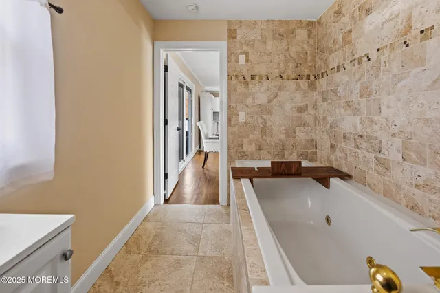 $495,000 | 802 East Hickory Drive, Lanoka Harbor, NJ 08734