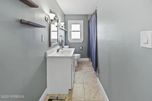 $495,000 | 802 East Hickory Drive, Lanoka Harbor, NJ 08734