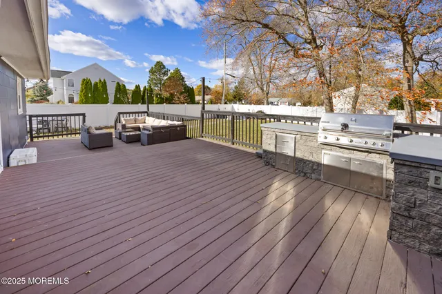 $495,000 | 802 East Hickory Drive, Lanoka Harbor, NJ 08734