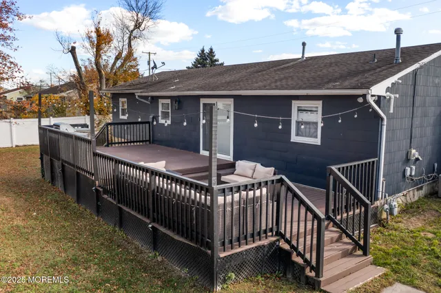 $495,000 | 802 East Hickory Drive, Lanoka Harbor, NJ 08734