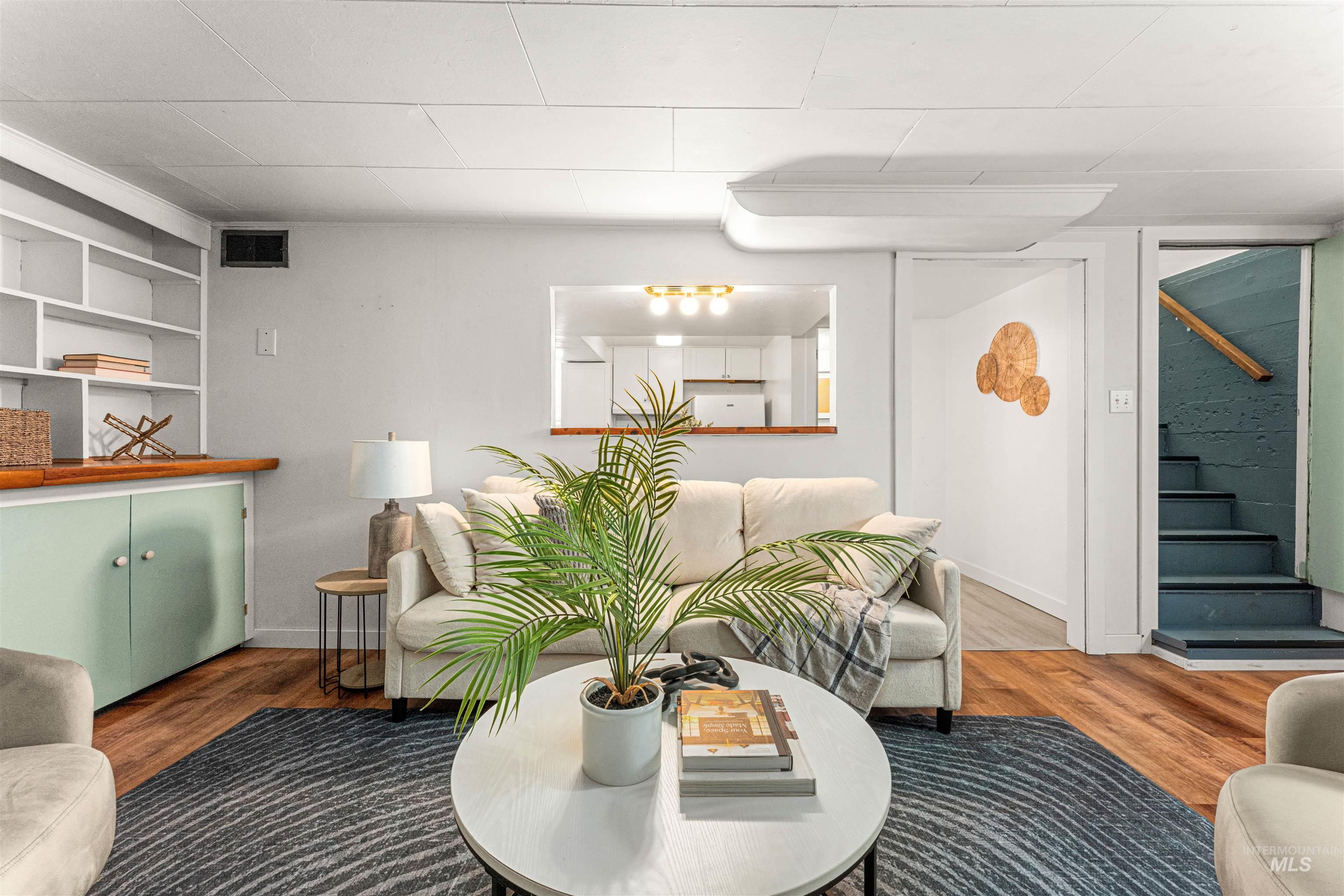 500 North Pacific Street Boise, ID 83706 - Photo 39 of 49 Living area with wood finished floors and baseboards