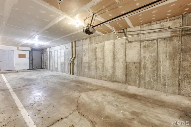 $275,000 | 4111 West Pine Boulevard, Unit 11, St. Louis, MO 63108