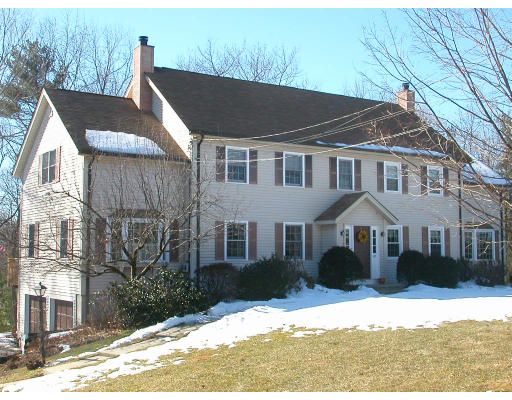 185 Turnpike Road, Unit 2 Chelmsford, MA 01824 - Photo 1 of 6