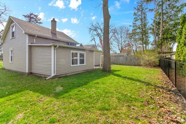 $349,997 | 34 North Greenwood Avenue, Palatine, IL 60074