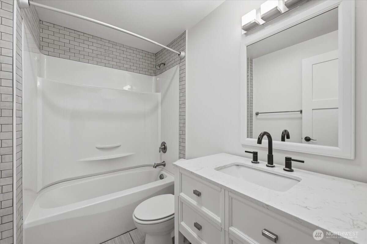33807 Southeast 55th Street Fall City, WA 98024 - Photo 19 of 28